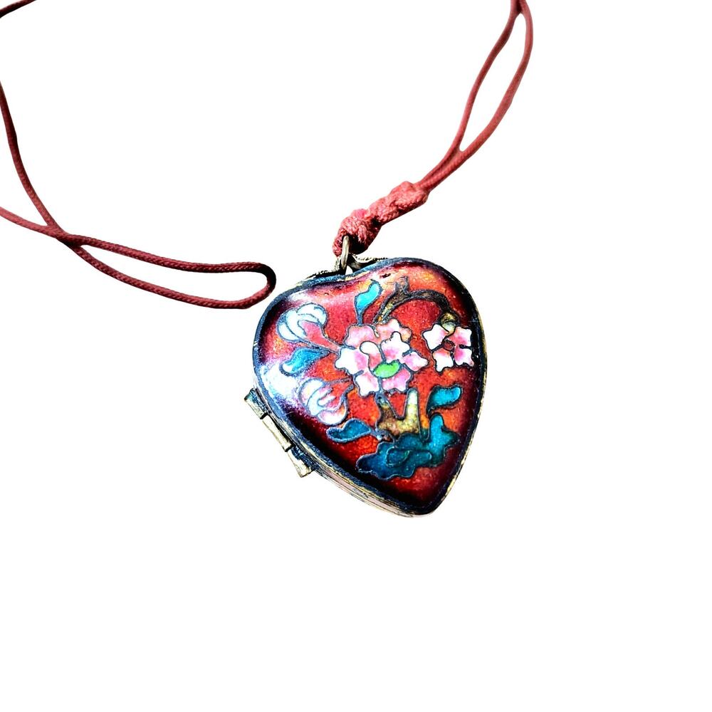 1950s Cloisonne Locket Enamel Red Floral Heart Trinket Pendant Necklace Red Cord